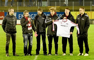 A Junioren Trikotsponsor Mayer 300