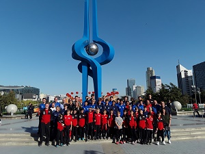 China Reise U12 Hauptplatz Jinan 300