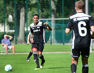 U19 Regensburg H01 Ezeala 300