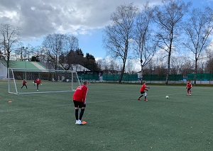 Trainings Re Start unter 14 04 300