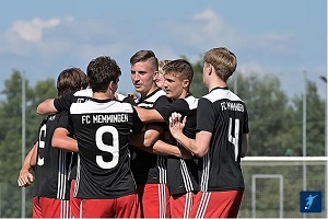 U19 Schalding A01 Torjubel 300