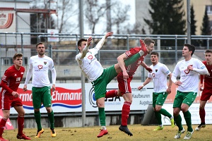 Schweinfurt H02 Strafraum 300