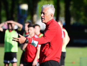 Trainngsauftakt 05 Esad Kahric 300