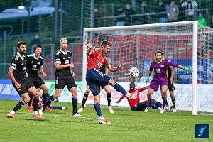 Unterhaching A01 Strafraum 300