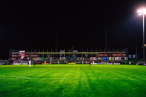 Erlbach H04 Flutlicht econ ArenaPark 300