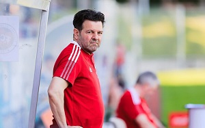 Reinhardt Trainerbank KLOS 300