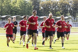 Trainingsauftakt 01 300