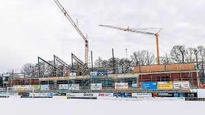 e con ArenaPark Beginn Stahlbau 300