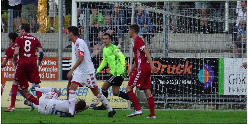 Unterhaching Strafraumszens Hassler 300