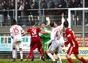 Bayern H04 Hoffmann Awoudja 300